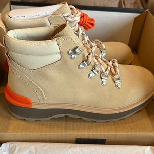 Sorel Tan and Orange Hiking Boots